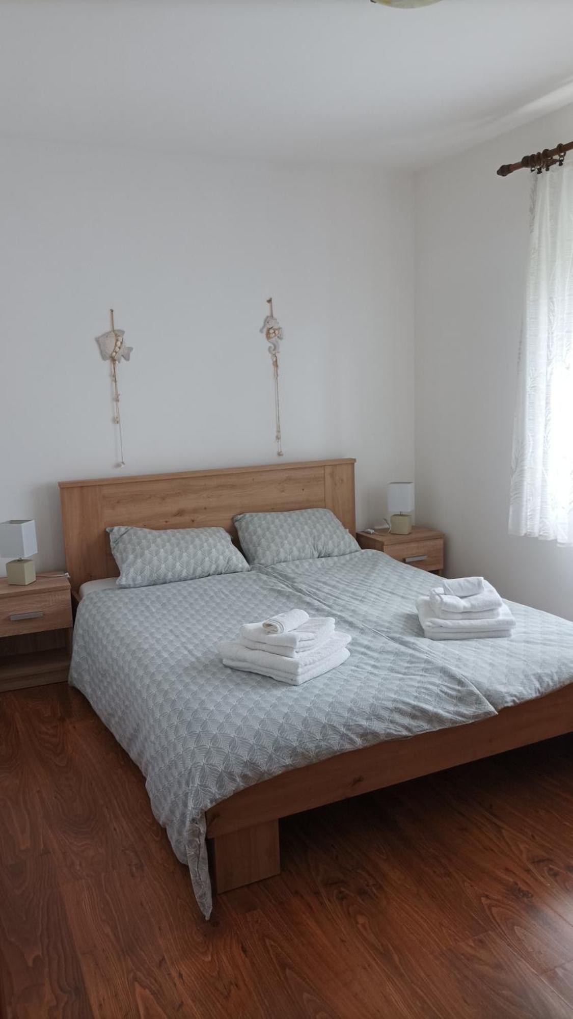 Apartment Oreskovic Krk Town Exterior foto