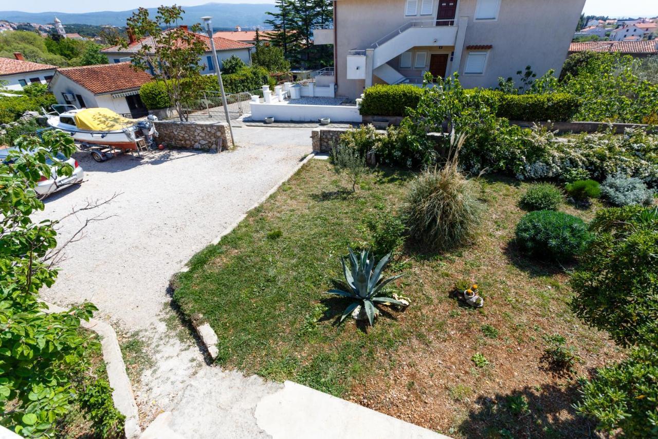 Apartment Oreskovic Krk Town Exterior foto
